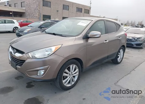 2010 Hyundai Tucson Limited z USA, uszkodzony, nr VIN KM8JU3AC1AU016345